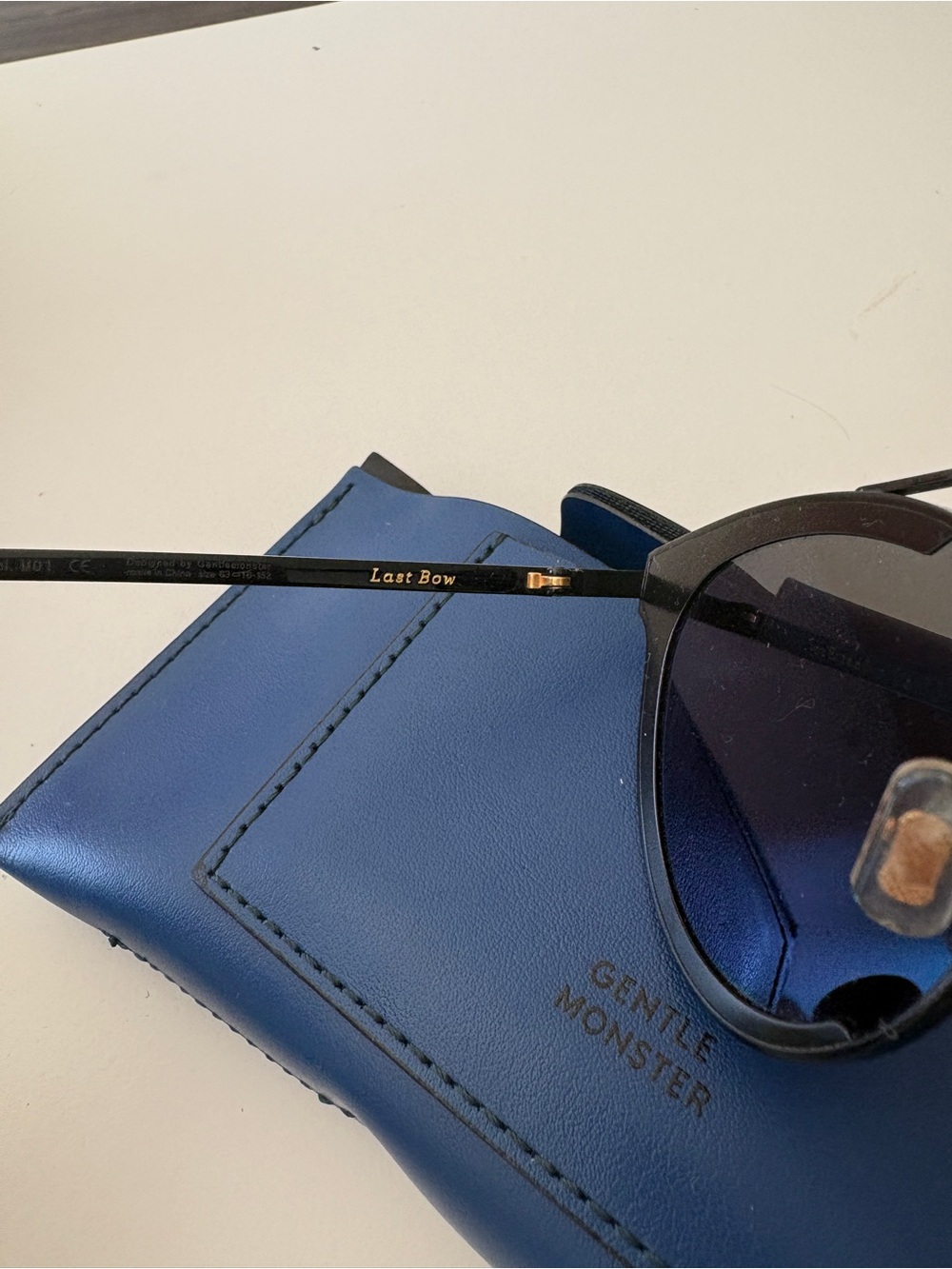 GENTLE MONSTER Last Bow Sunglasses - Picture 7 of 7